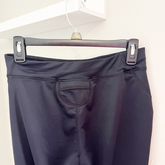 BCG Running Capri Legging in Black - Picture 4 of 5